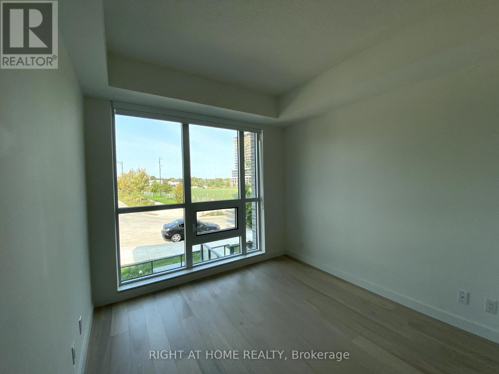 11 Mcmahon Drive S, Toronto, Ontario  M2K 1H8 - Photo 25 - C12441776