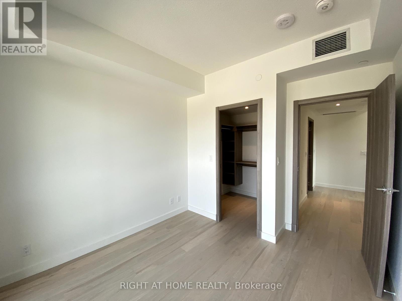 11 Mcmahon Drive S, Toronto, Ontario  M2K 1H8 - Photo 27 - C12441776