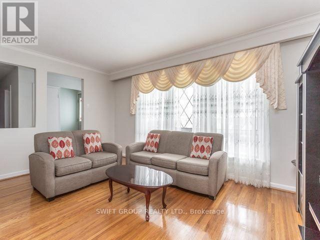 Main Floor - 80 Tansley Avenue, Toronto, Ontario  M1J 1P3 - Photo 17 - E12441792