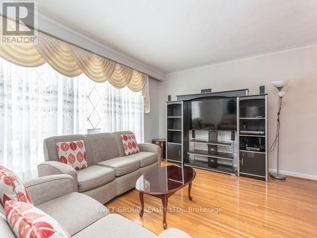 Main Floor - 80 Tansley Avenue, Toronto, Ontario  M1J 1P3 - Photo 18 - E12441792