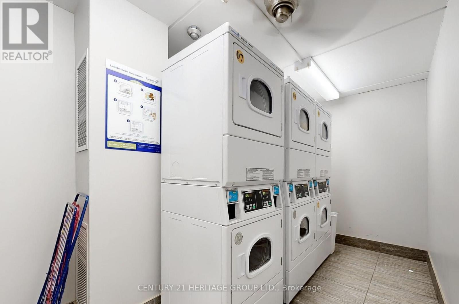 202 - 2 Glamorgan Avenue, Toronto, Ontario  M1P 2M8 - Photo 18 - E12441798