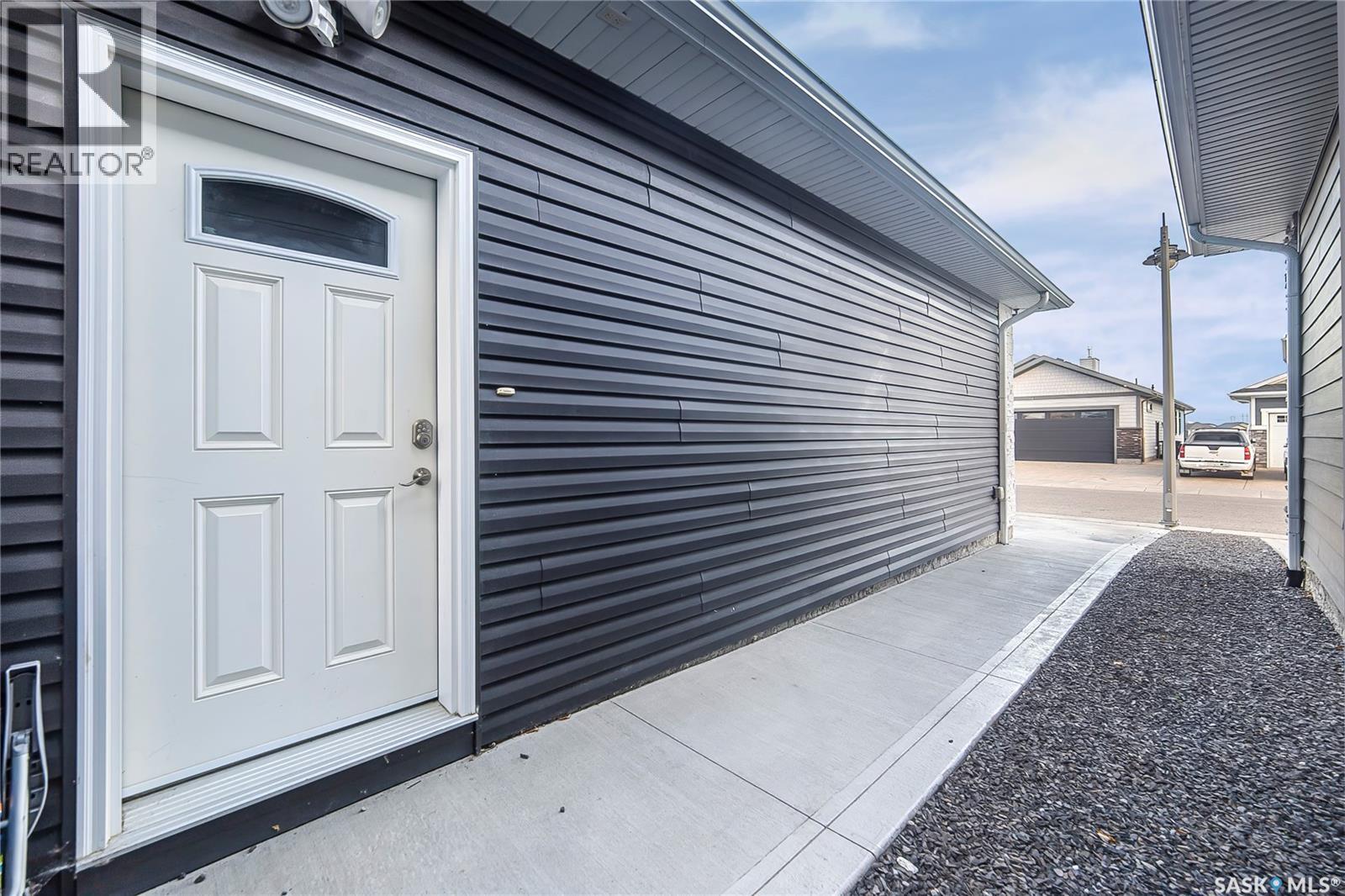 343 Langlois Way, Saskatoon, Saskatchewan  S7T 1C9 - Photo 35 - SK019994