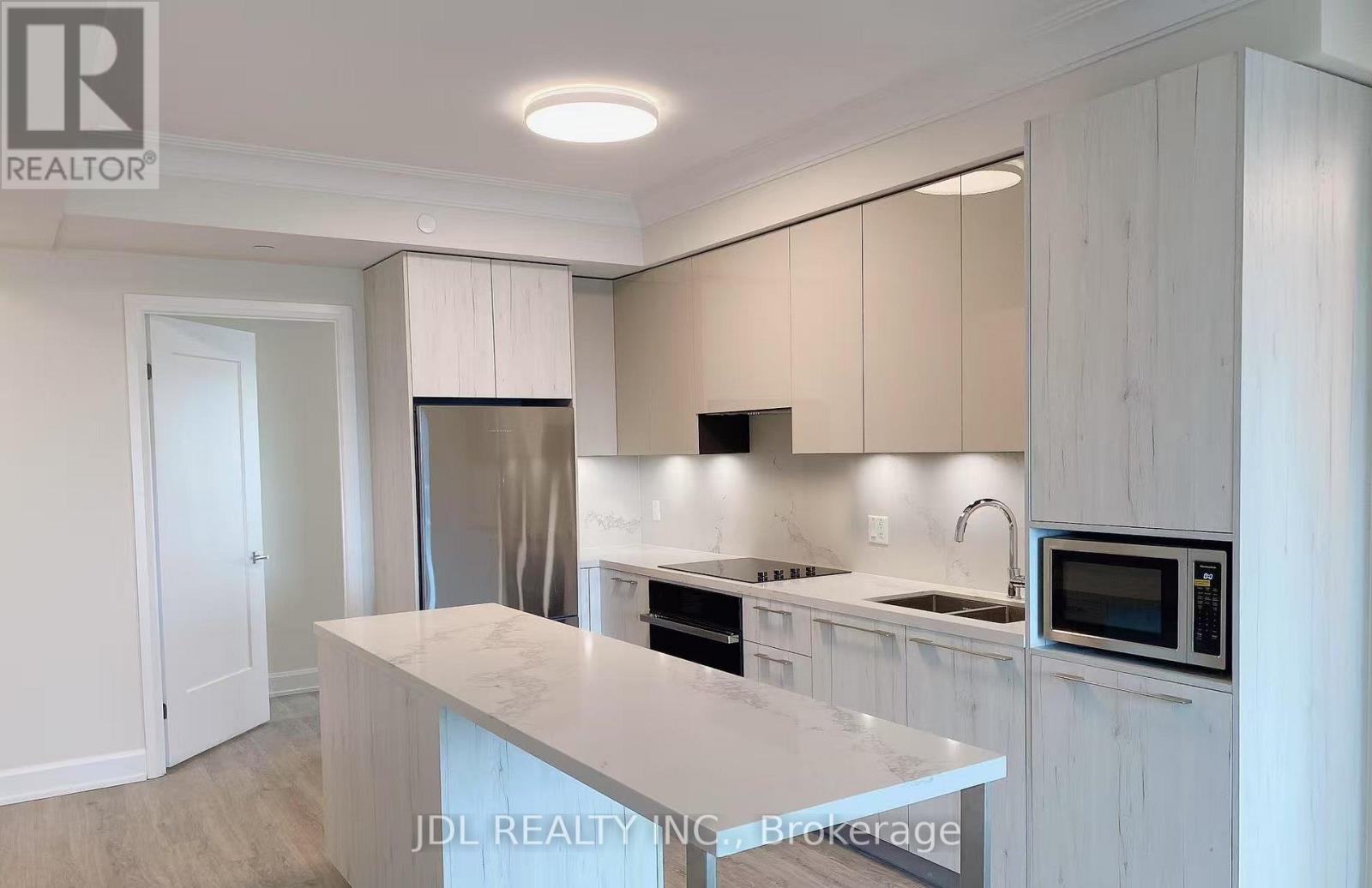 B 1701 - 8 Water Walk Drive, Markham, Ontario  L3R 6L4 - Photo 5 - N12441741