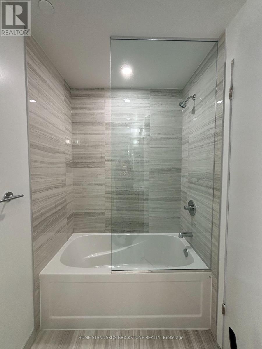 4506 - 195 Commerce Street, Vaughan, Ontario  L4K 0P9 - Photo 13 - N12441745