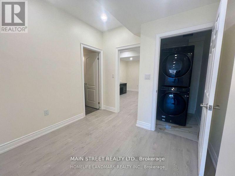 50 Sharonview Crescent, East Gwillimbury, Ontario  L0G 1V0 - Photo 22 - N12441765