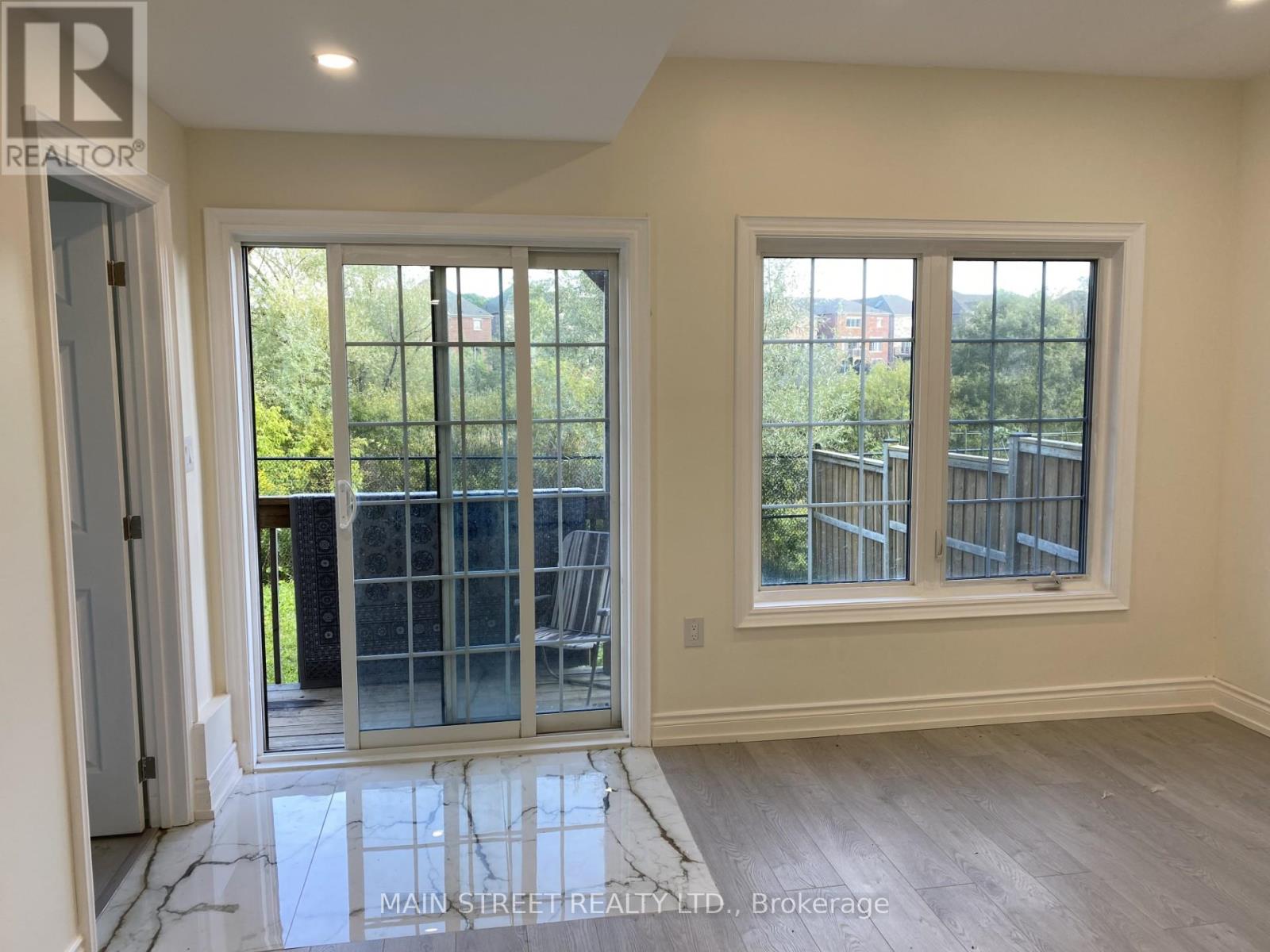 50 Sharonview Crescent, East Gwillimbury, Ontario  L0G 1V0 - Photo 27 - N12441765