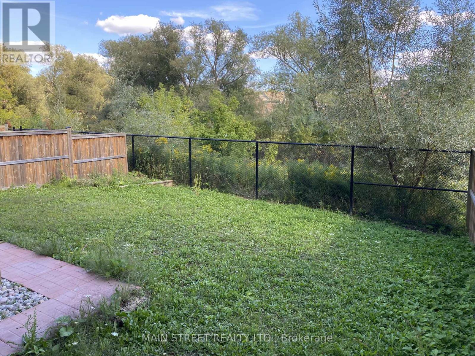 50 Sharonview Crescent, East Gwillimbury, Ontario  L0G 1V0 - Photo 32 - N12441765
