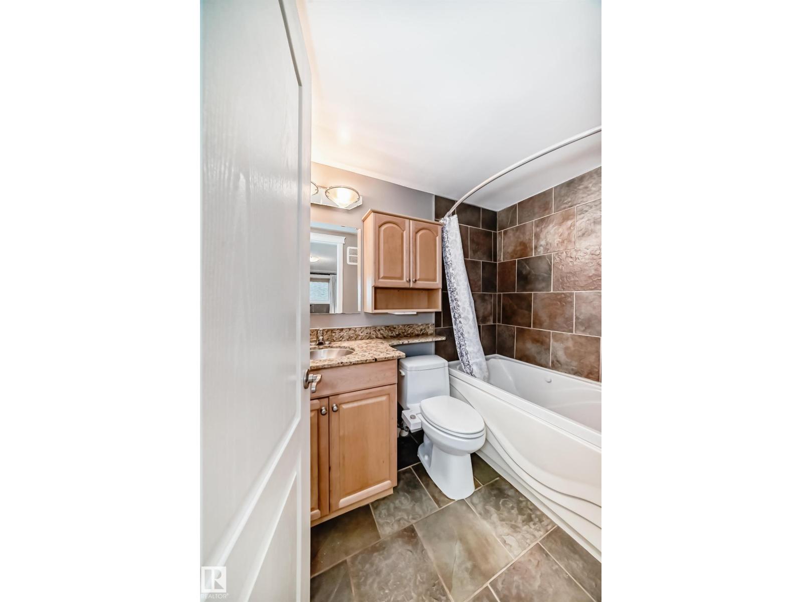 #105 10745 83 Av Nw, Edmonton, Alberta  T6E 2E5 - Photo 22 - E4460556