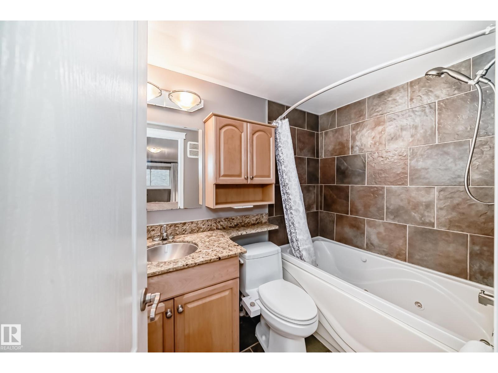 #105 10745 83 Av Nw, Edmonton, Alberta  T6E 2E5 - Photo 23 - E4460556
