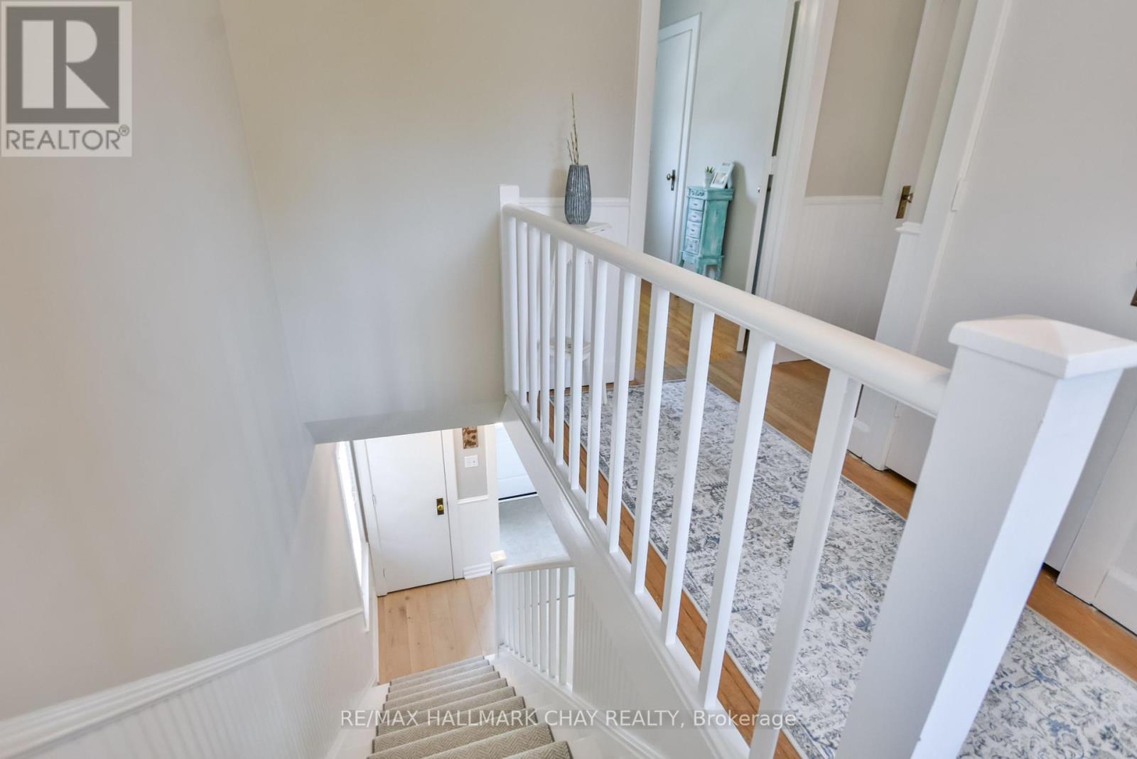 50 Newton Street, Barrie (Wellington), Ontario  L4M 3N5 - Photo 13 - S12441743