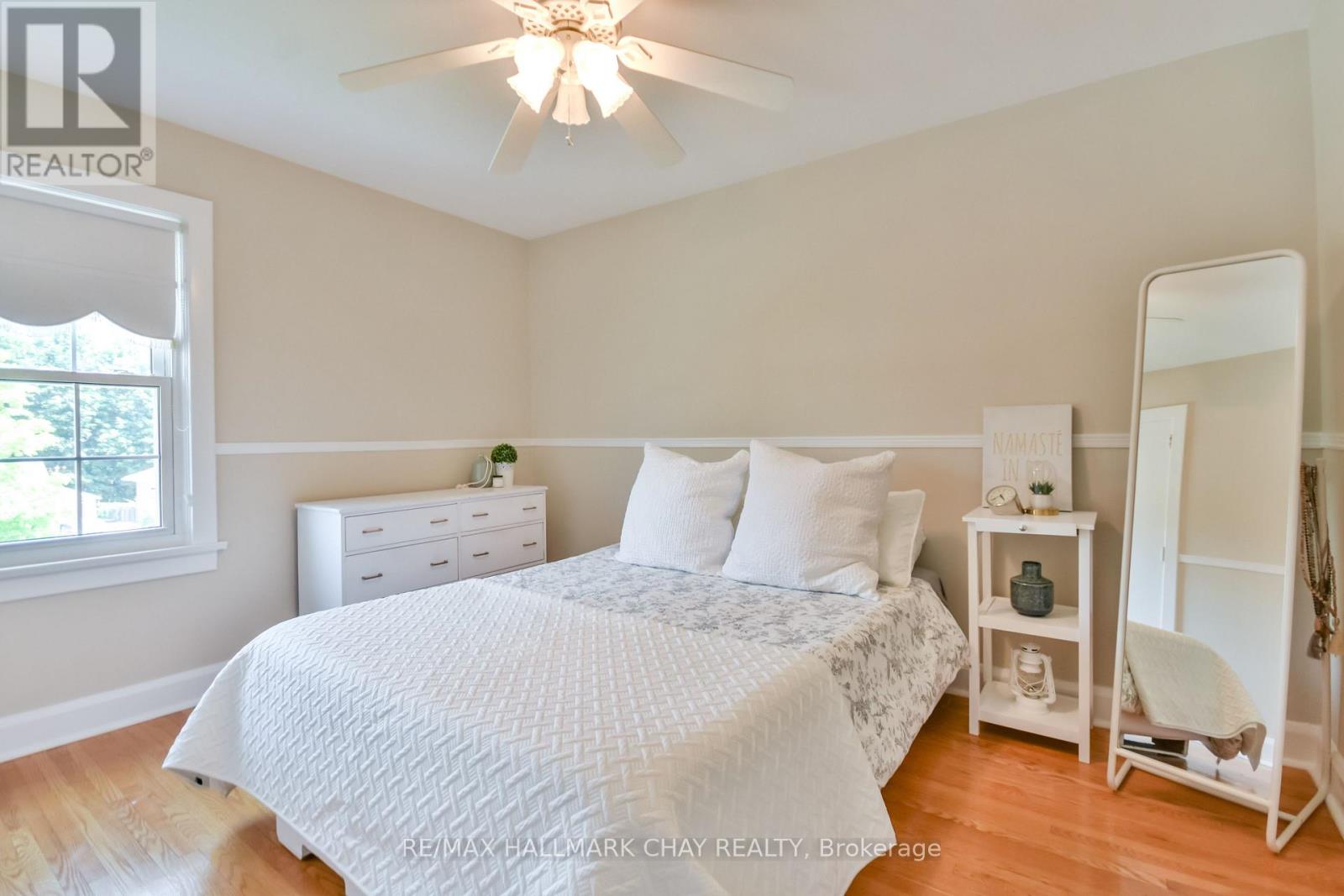50 Newton Street, Barrie (Wellington), Ontario  L4M 3N5 - Photo 16 - S12441743