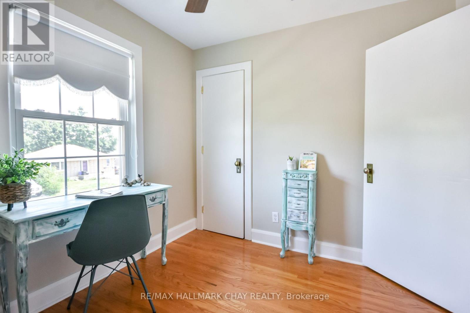 50 Newton Street, Barrie (Wellington), Ontario  L4M 3N5 - Photo 18 - S12441743