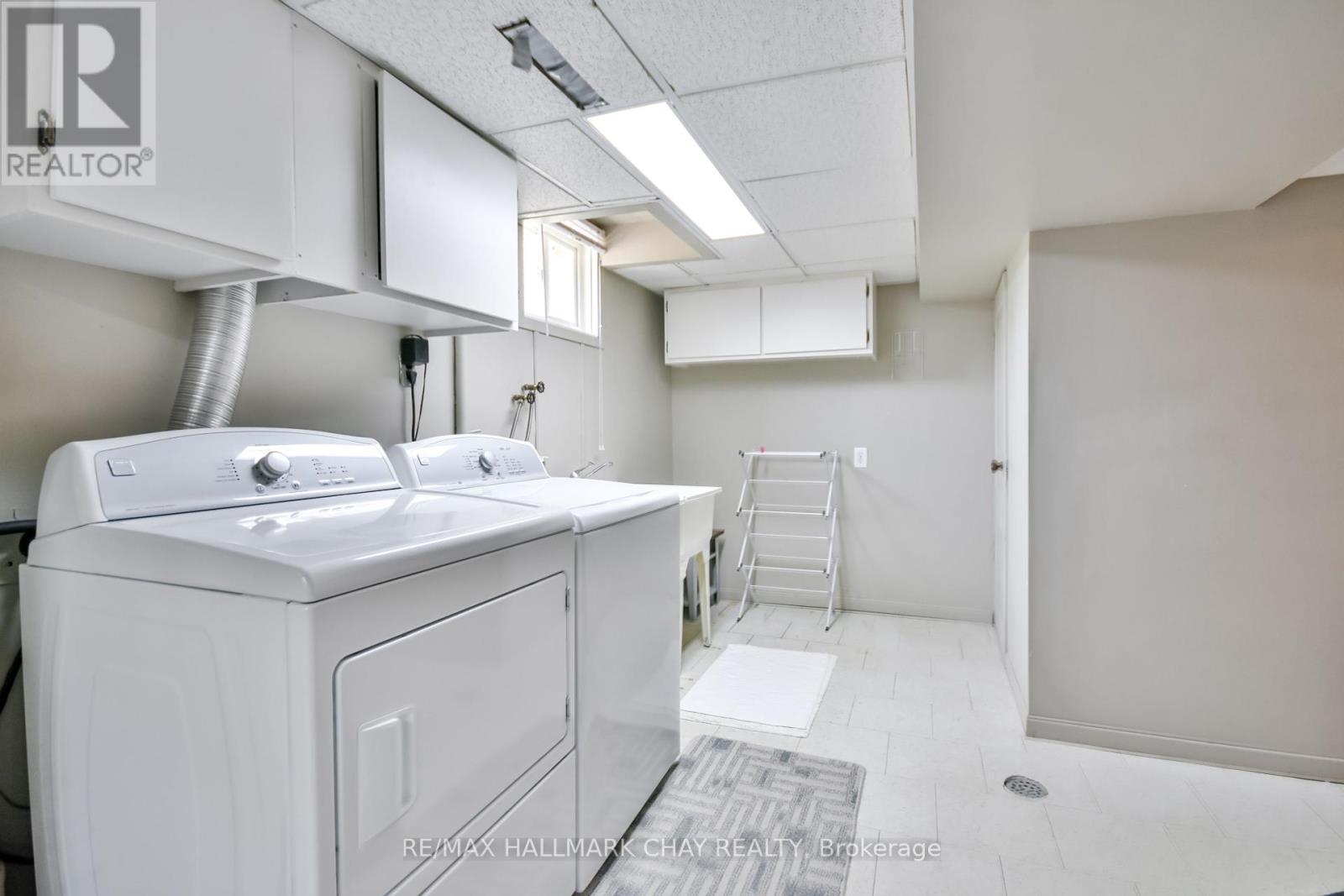 50 Newton Street, Barrie (Wellington), Ontario  L4M 3N5 - Photo 27 - S12441743