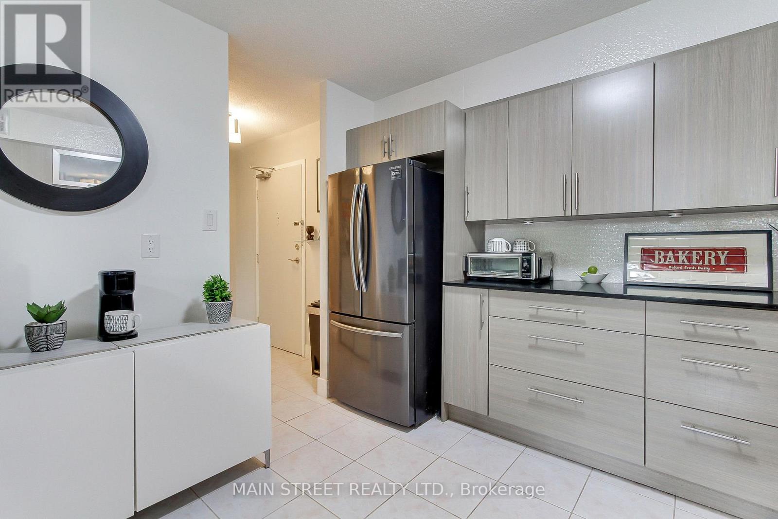 307 - 355 Rathburn Road E, Mississauga (Rathwood), Ontario  L4Z 1H4 - Photo 7 - W12441750