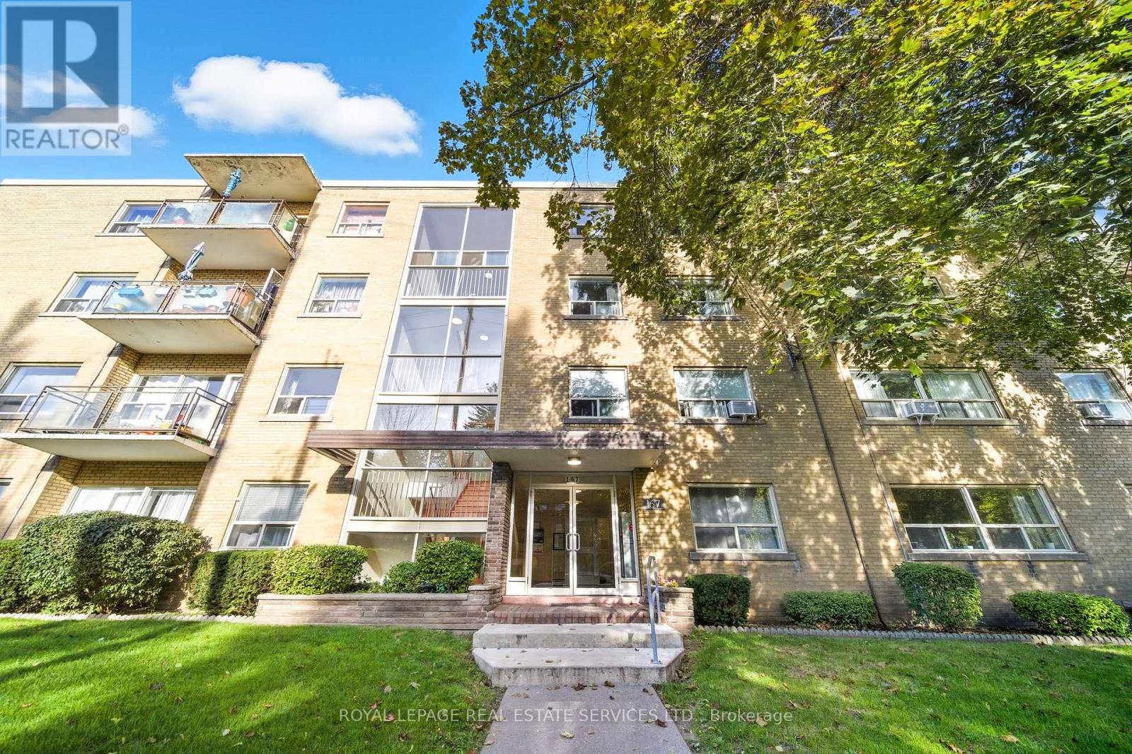 207 - 167 Stephen Drive, Toronto, Ontario  M8Y 3N5 - Photo 1 - W12441758