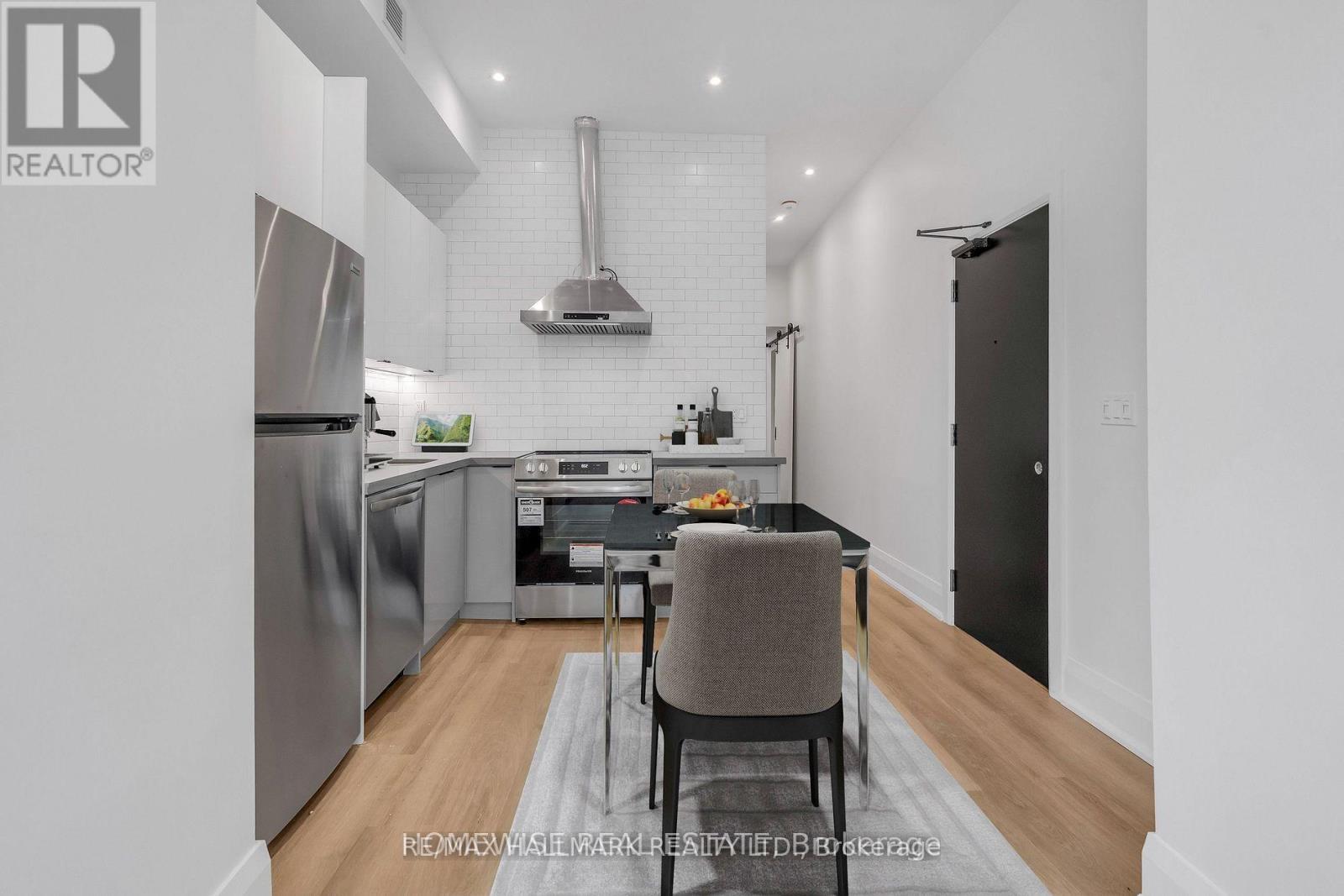 1 - 1542 King Street W, Toronto, Ontario  M6K 1J6 - Photo 7 - W12441789