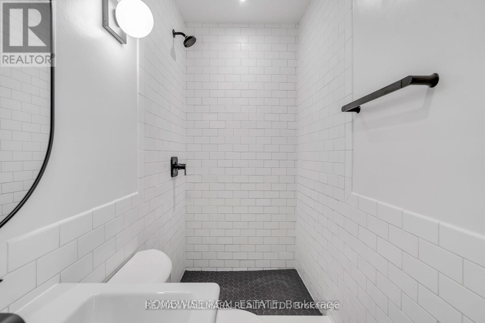 1 - 1542 King Street W, Toronto, Ontario  M6K 1J6 - Photo 9 - W12441789