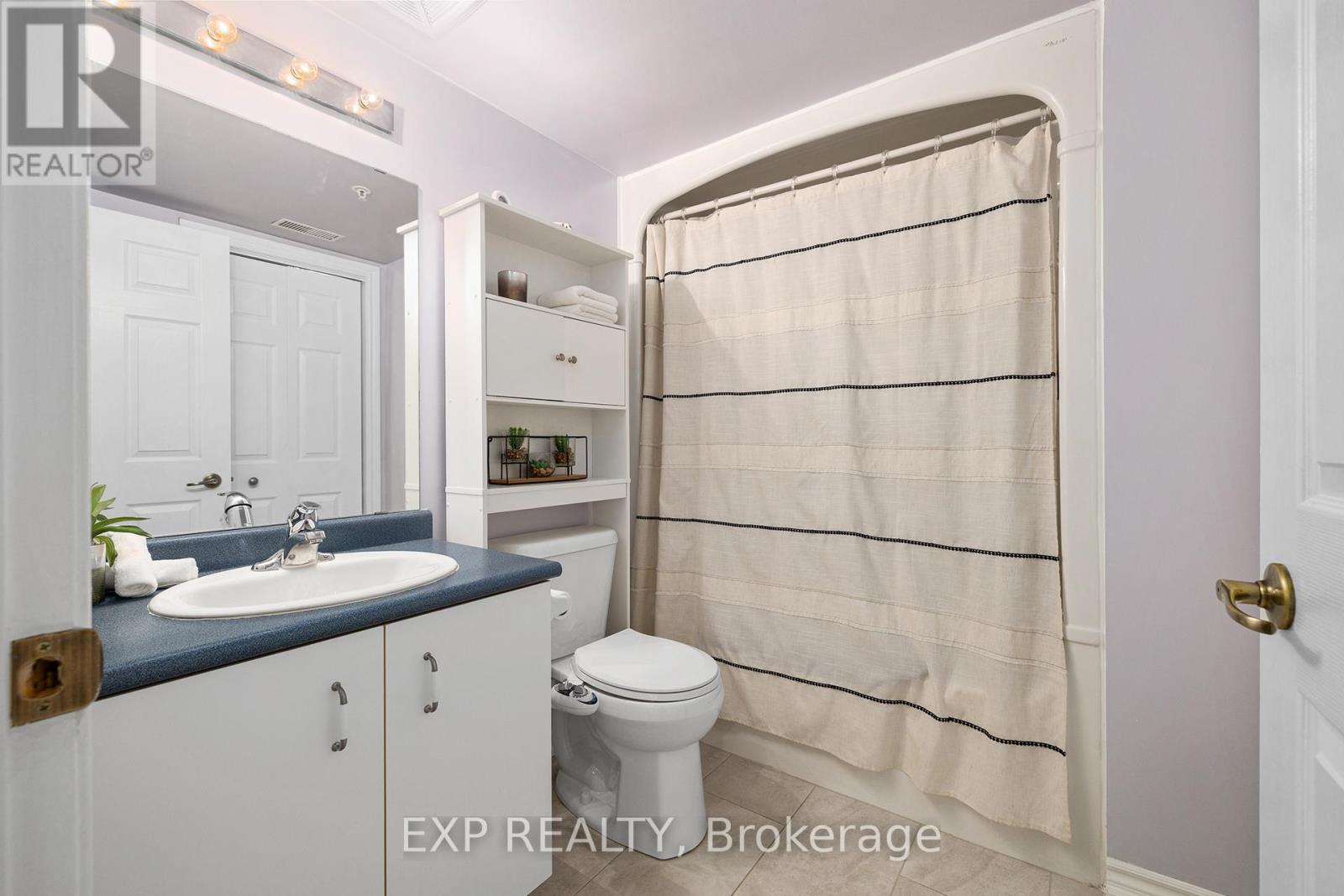 209 - 1441 Walker's Line, Burlington, Ontario  L7M 4P2 - Photo 13 - W12441802