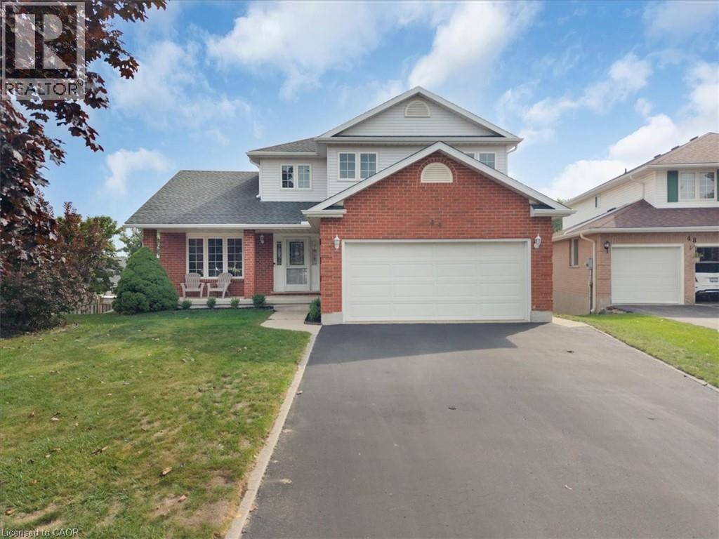 44 Tami Court, Kitchener, Ontario  N2B 3V2 - Photo 2 - 40773499