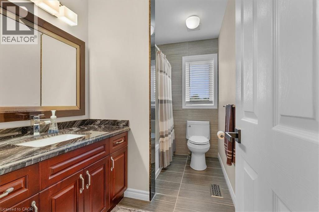 44 Tami Court, Kitchener, Ontario  N2B 3V2 - Photo 23 - 40773499