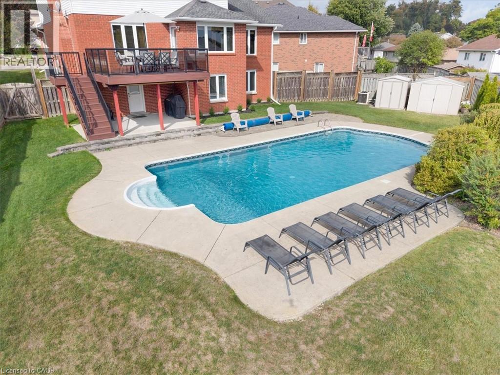 44 Tami Court, Kitchener, Ontario  N2B 3V2 - Photo 41 - 40773499
