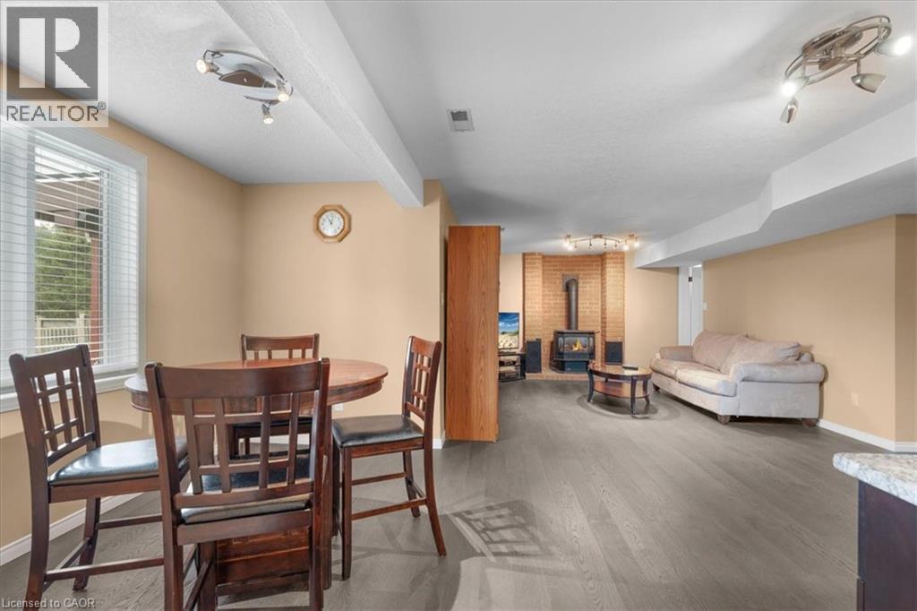 44 Tami Court, Kitchener, Ontario  N2B 3V2 - Photo 34 - 40773499