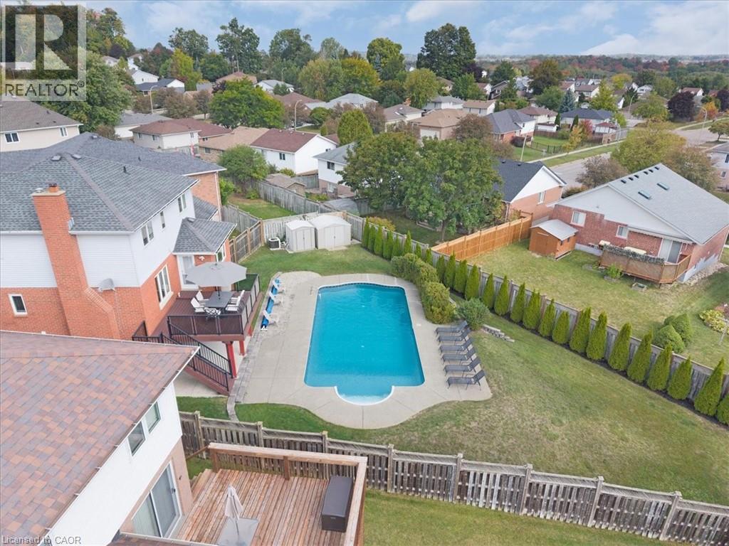44 Tami Court, Kitchener, Ontario  N2B 3V2 - Photo 45 - 40773499