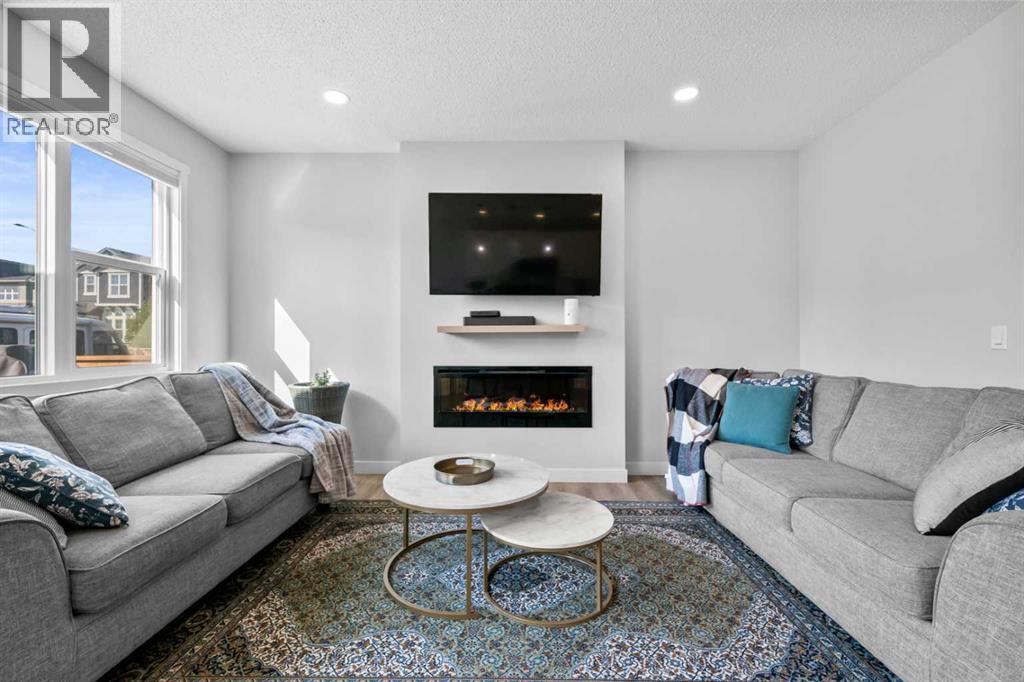 69 Belmont Terrace Sw, Calgary, Alberta  T2X 4H5 - Photo 5 - A2251891