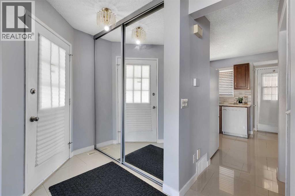43 Martinwood Road Ne, Calgary, Alberta  T3J 3G6 - Photo 3 - A2261485