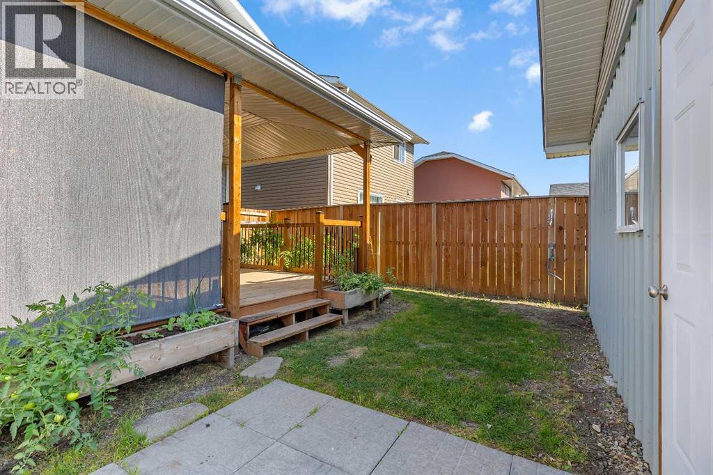 43 Martinwood Road Ne, Calgary, Alberta  T3J 3G6 - Photo 23 - A2261485
