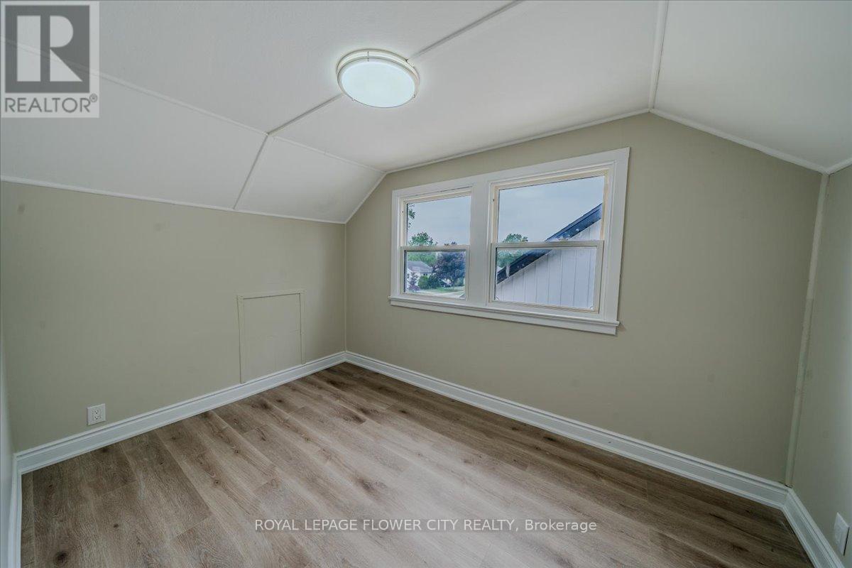 6143 Churchill Street, Niagara Falls (Arad/fallsview), Ontario  L2G 2X2 - Photo 30 - X12441753