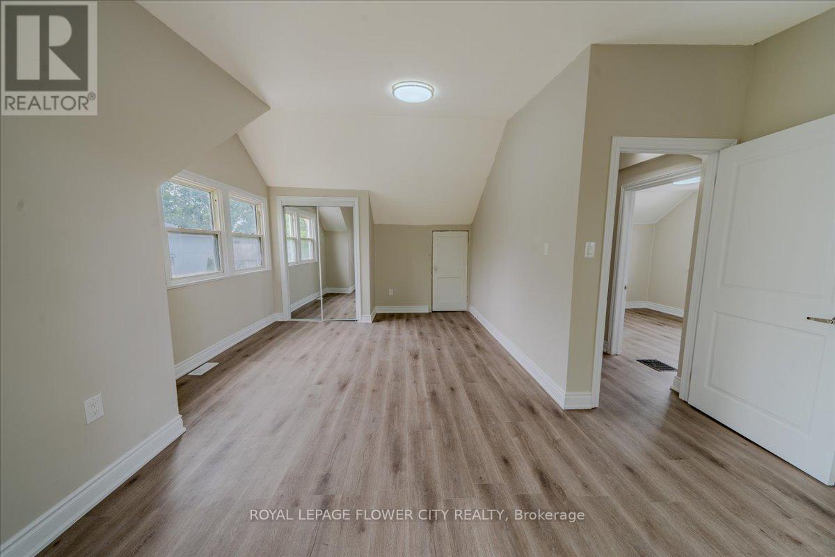 6143 Churchill Street, Niagara Falls (Arad/fallsview), Ontario  L2G 2X2 - Photo 34 - X12441753