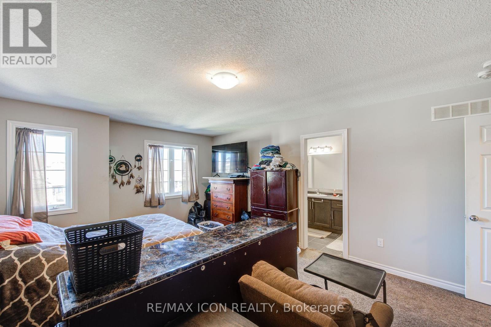 1360 Caen Avenue, Woodstock (Woodstock - North), Ontario  N4T 0G3 - Photo 15 - X12441793