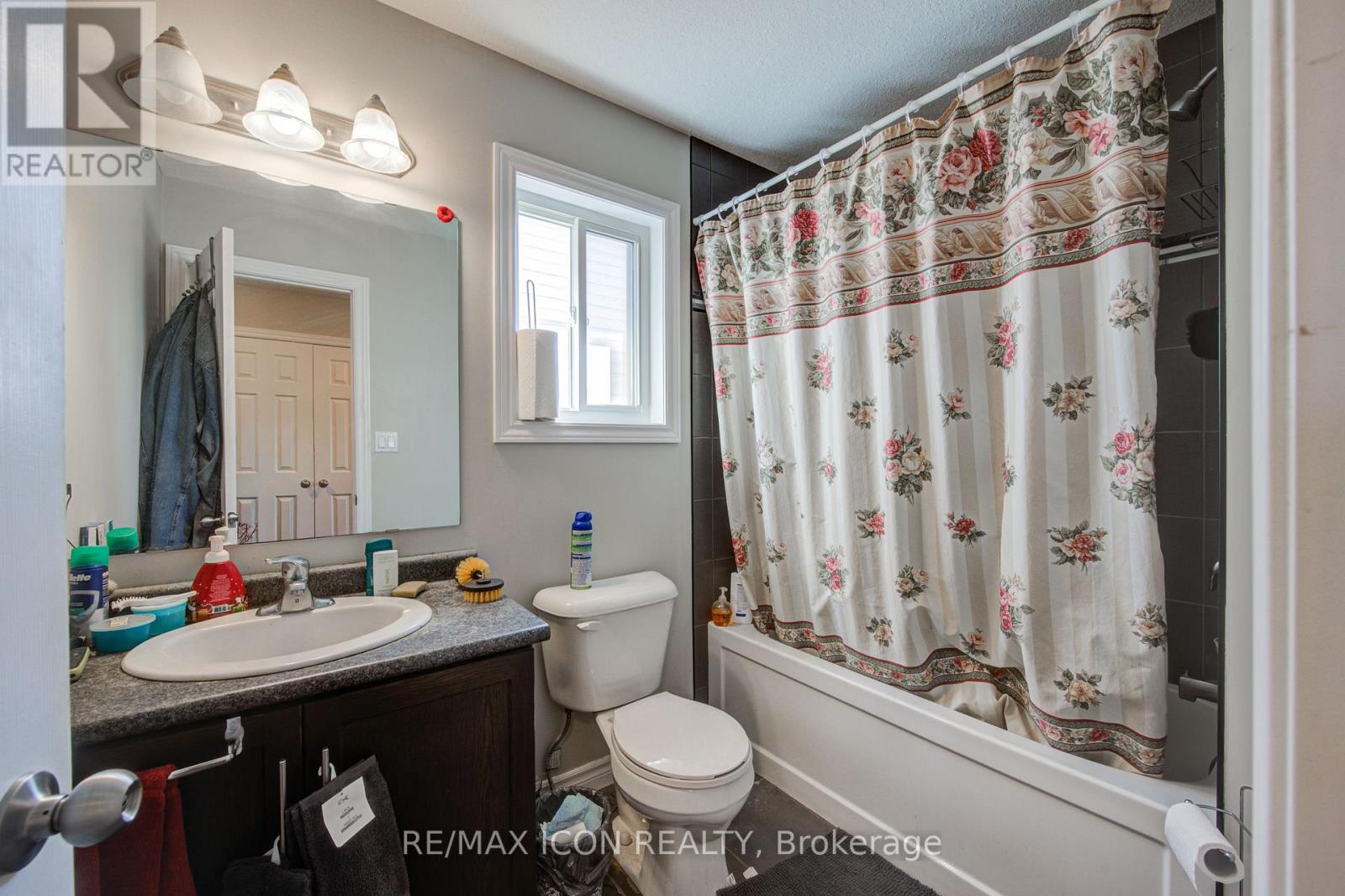 1360 Caen Avenue, Woodstock (Woodstock - North), Ontario  N4T 0G3 - Photo 22 - X12441793