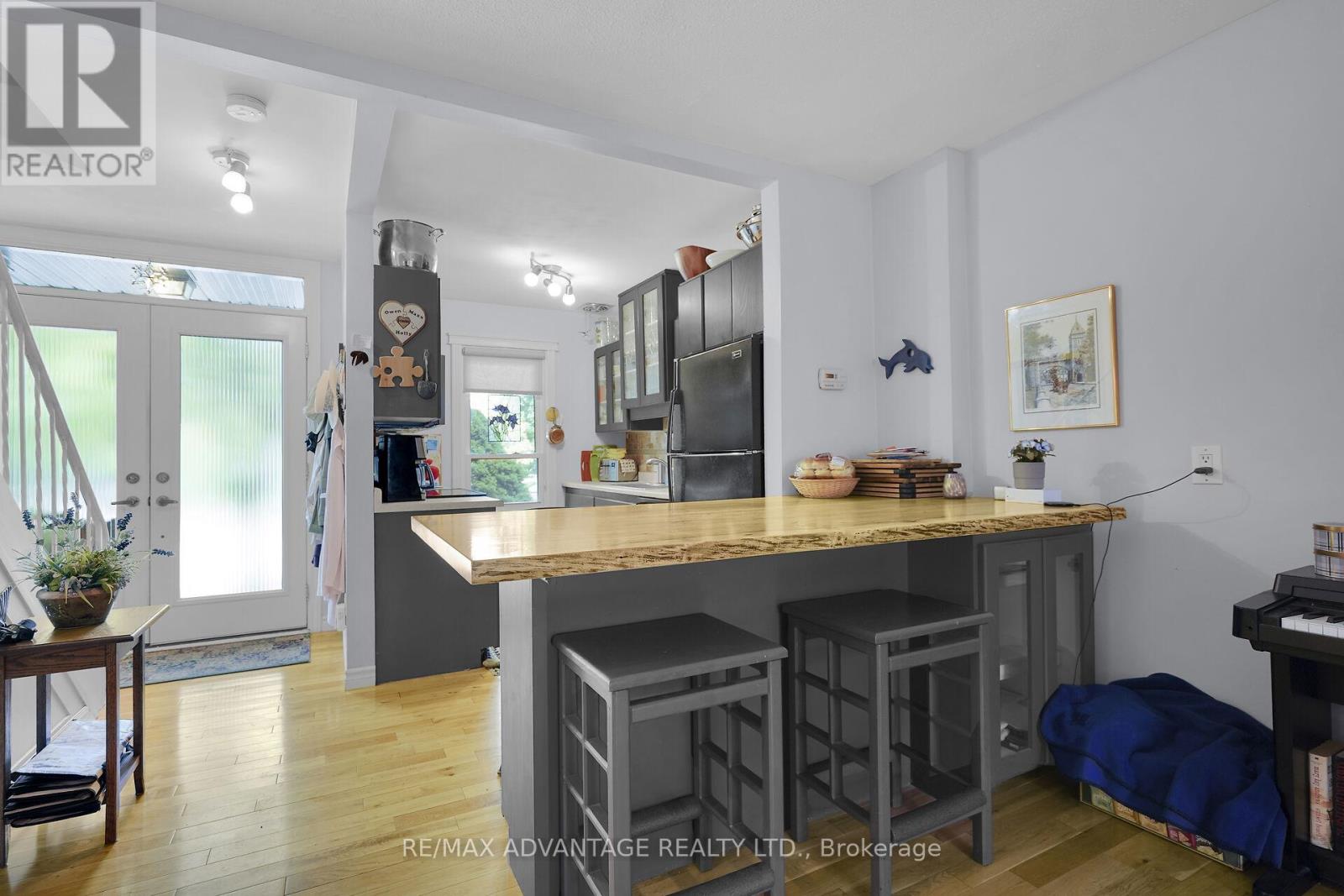 17 Blackacres Boulevard, London North (North F), Ontario  N6G 2G5 - Photo 14 - X12441817