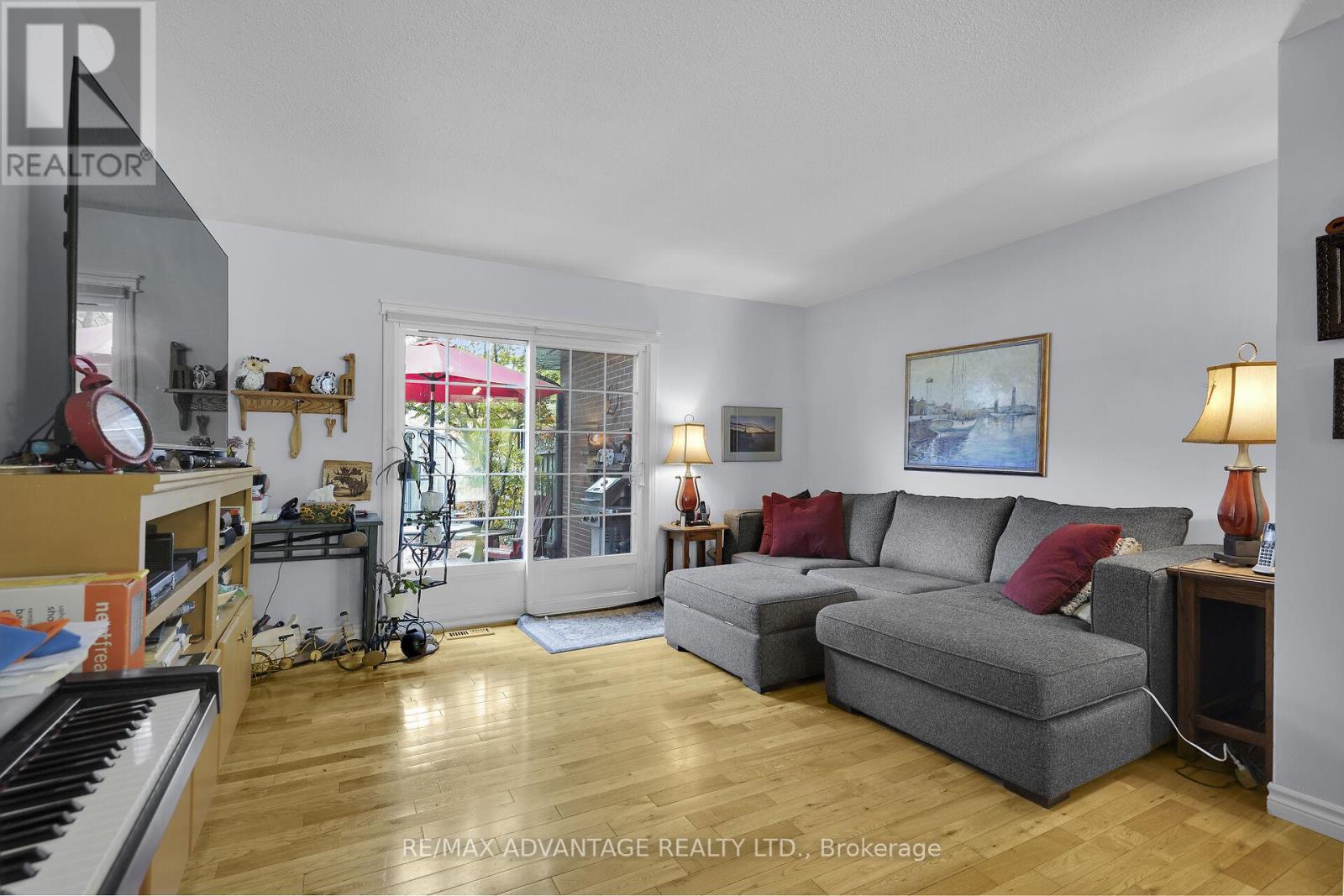 17 Blackacres Boulevard, London North (North F), Ontario  N6G 2G5 - Photo 21 - X12441817