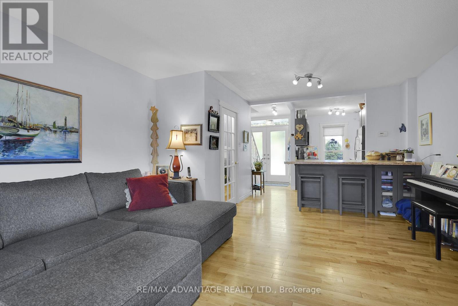 17 Blackacres Boulevard, London North (North F), Ontario  N6G 2G5 - Photo 23 - X12441817
