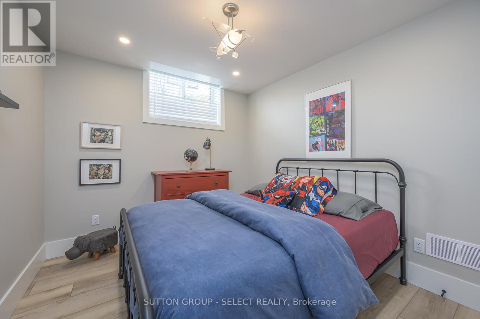 185 Commissioners Road E, London South, Ontario  N6C 2S9 - Photo 32 - X12441827