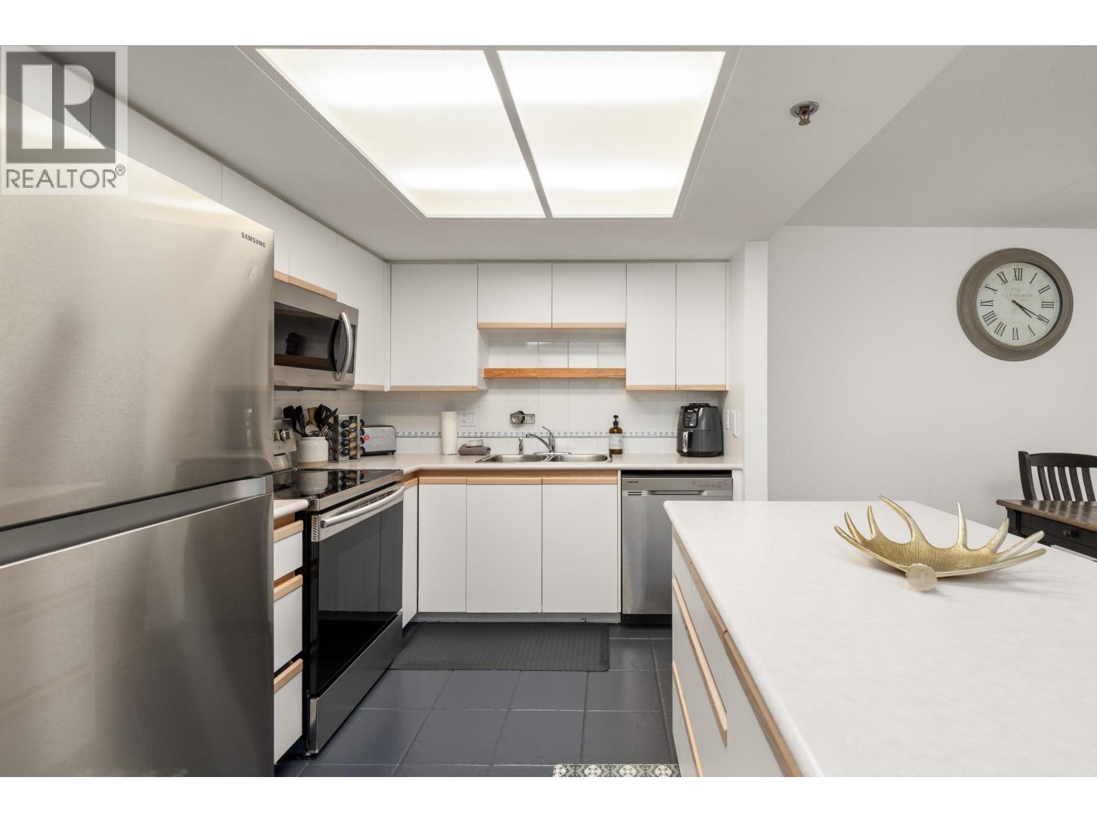 225 3309 Ptarmigan Place, Whistler, British Columbia  V8E 0V6 - Photo 4 - R3054944