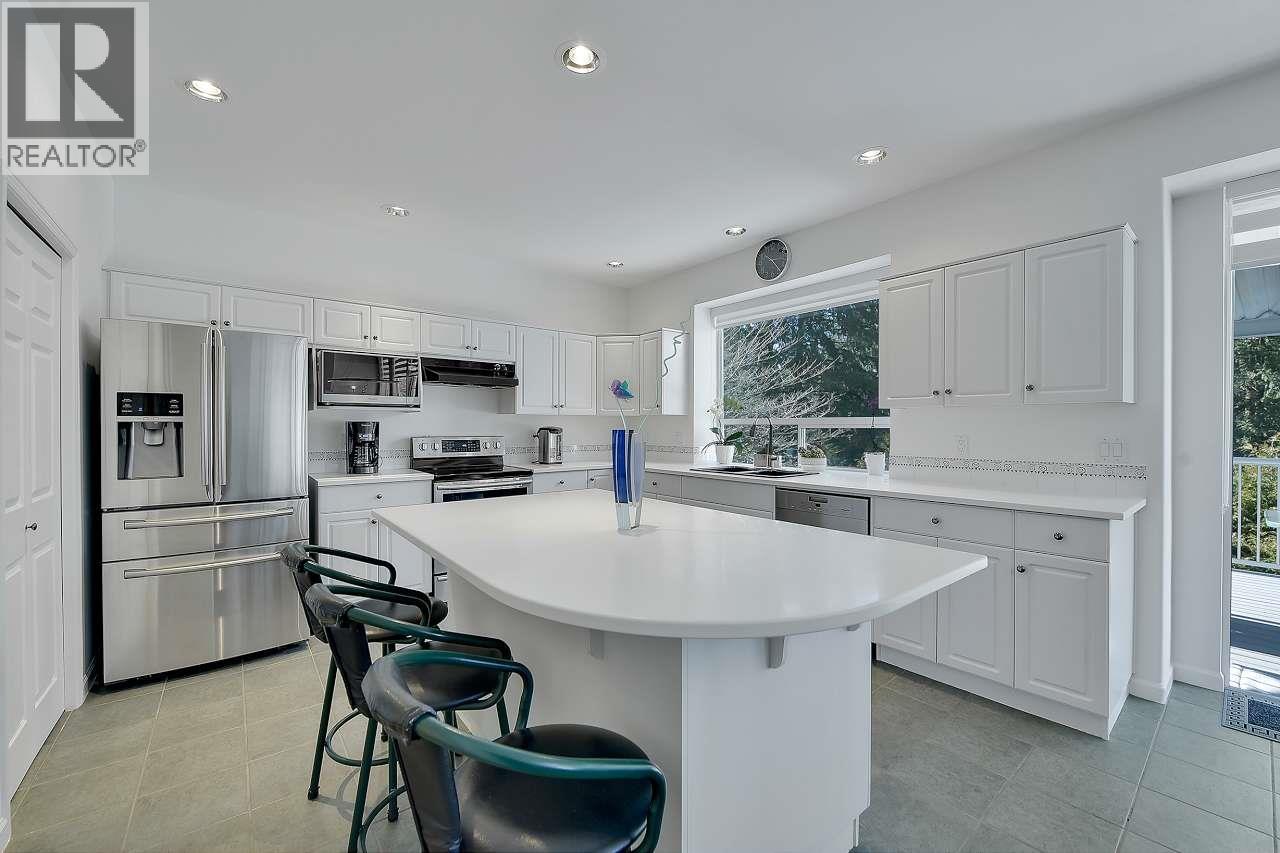 62 Linden Court, Port Moody, British Columbia  V3H 5C1 - Photo 10 - R3054936