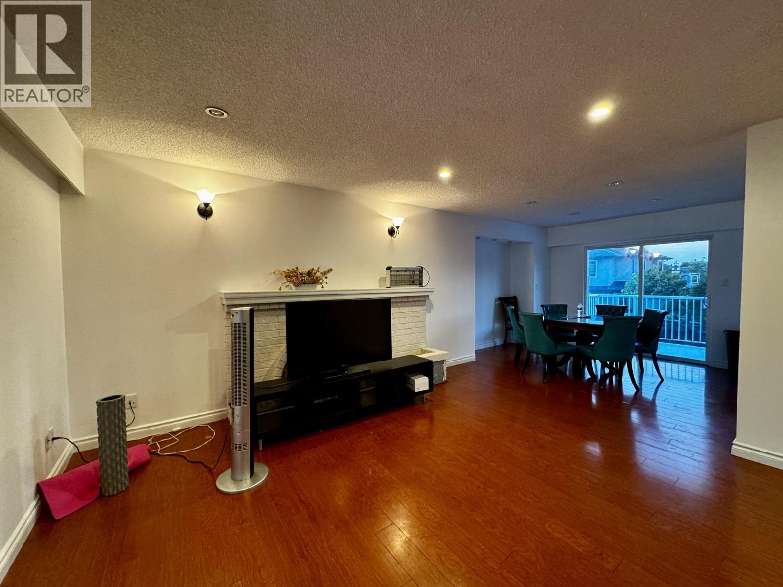 7071 Cavelier Crescent, Richmond, British Columbia  V7C 4J7 - Photo 6 - R3054939