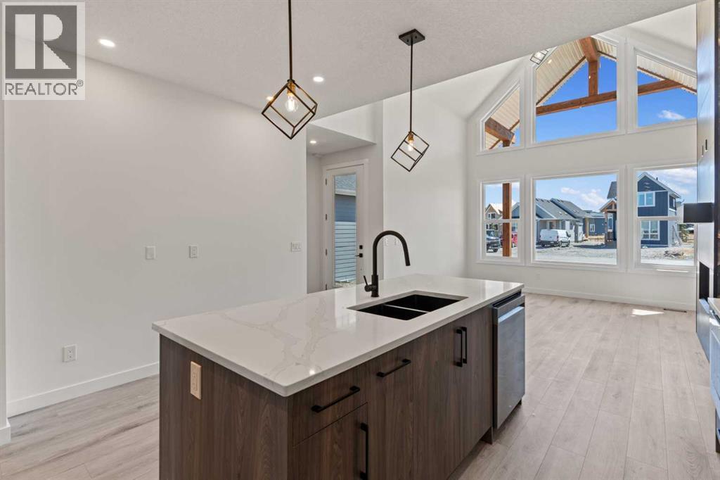 48 Cottageclub Lane, Rural Rocky View County, Alberta  T4C 1B1 - Photo 8 - A2221288