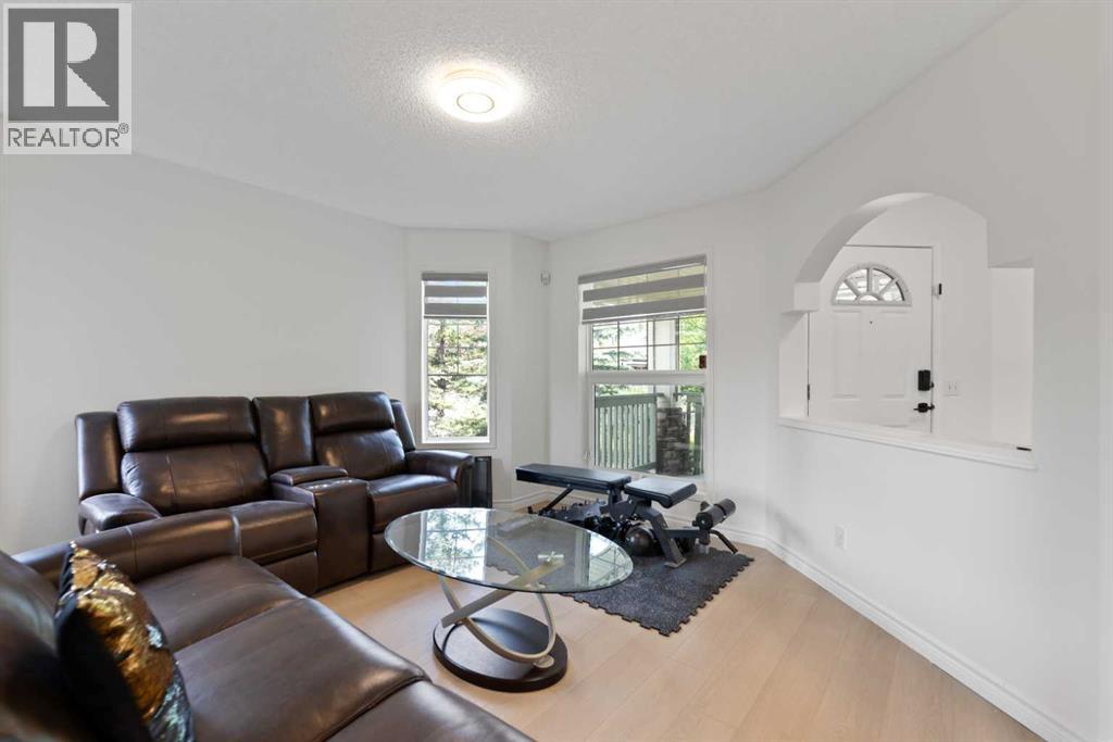7 Country Hills Park Nw, Calgary, Alberta  T3K 5C8 - Photo 8 - A2236823