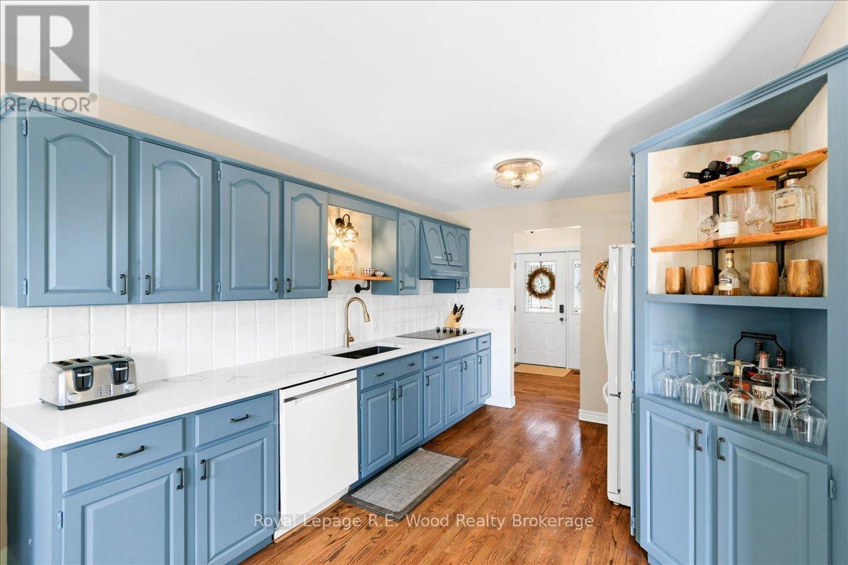 270 Talbot Street, Norfolk, Ontario  N0J 1E0 - Photo 8 - X12420373