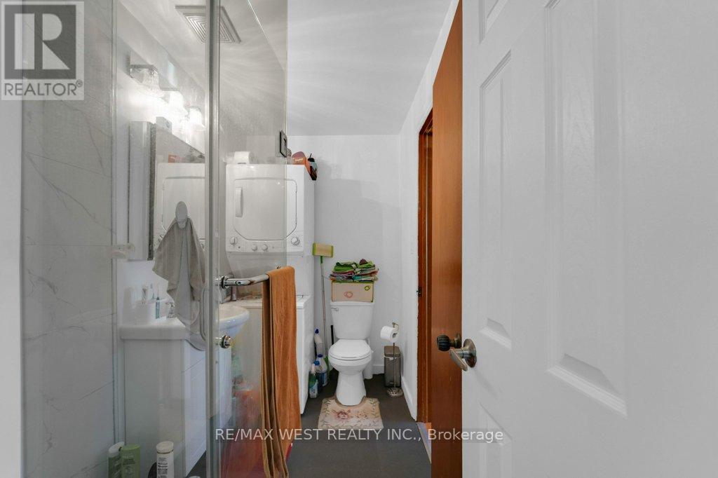 225 Oakwood Avenue, Toronto (Oakwood Village), Ontario  M6E 2V3 - Photo 16 - C12441810