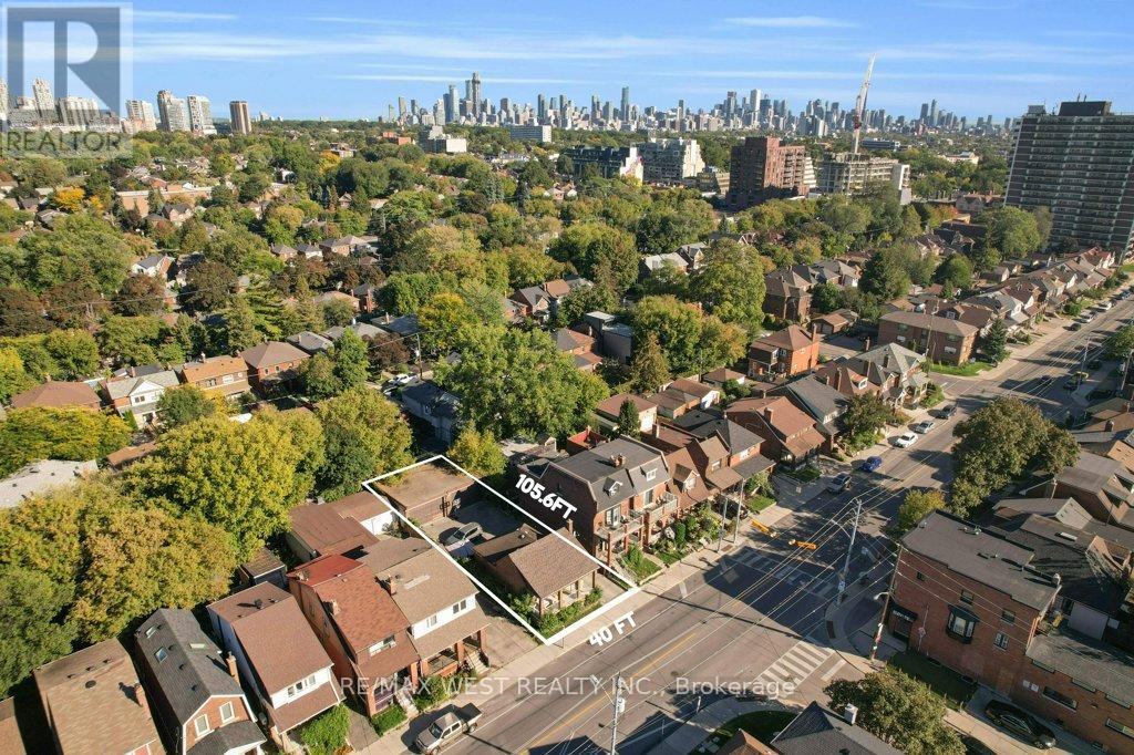 225 Oakwood Avenue, Toronto (Oakwood Village), Ontario  M6E 2V3 - Photo 2 - C12441810
