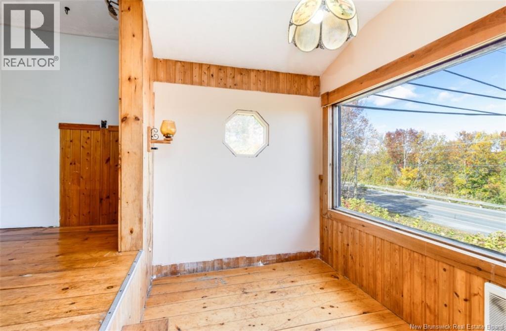 1960 Woodstock Road, Fredericton, New Brunswick  E3C 1L3 - Photo 22 - NB127390