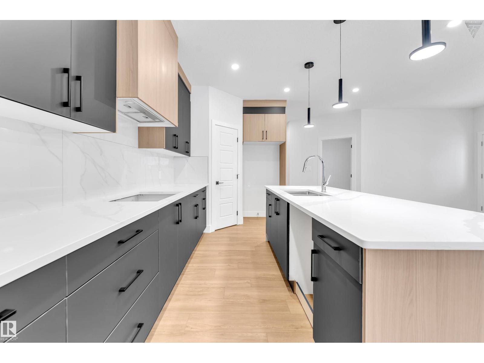 22924 80 Av Nw, Edmonton, Alberta  T5T 7Y1 - Photo 11 - E4460566