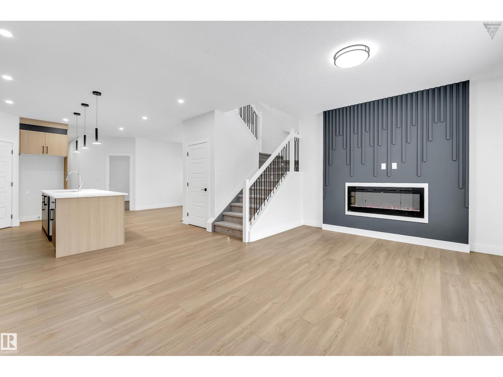 22924 80 Av Nw, Edmonton, Alberta  T5T 7Y1 - Photo 6 - E4460566