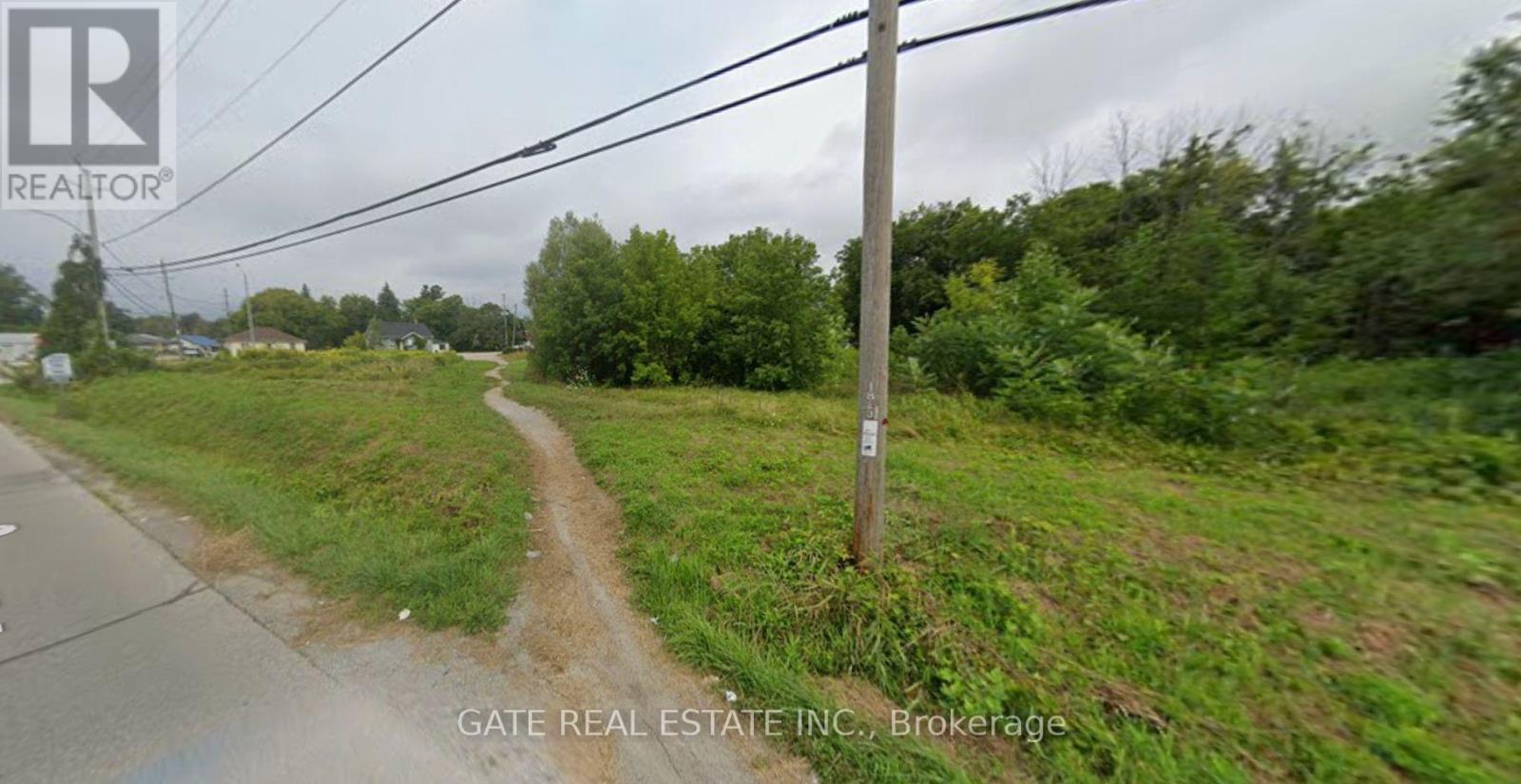 263 THE QUEENSWAY SOUTH S, Georgina, Ontario